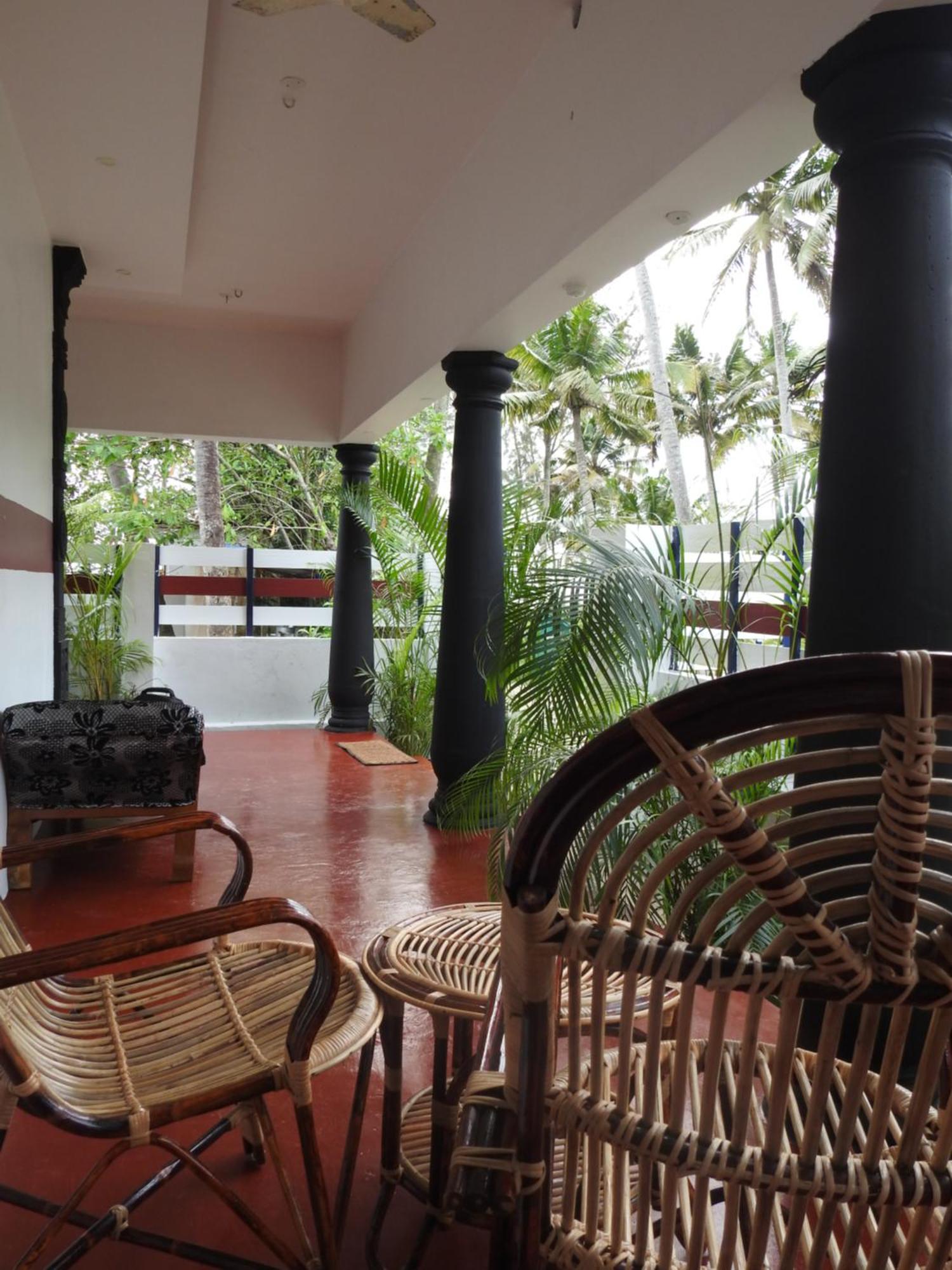 Shoreline Marari Beach Villa At Golden Beach Mararikulam Alappuzha ภายนอก รูปภาพ