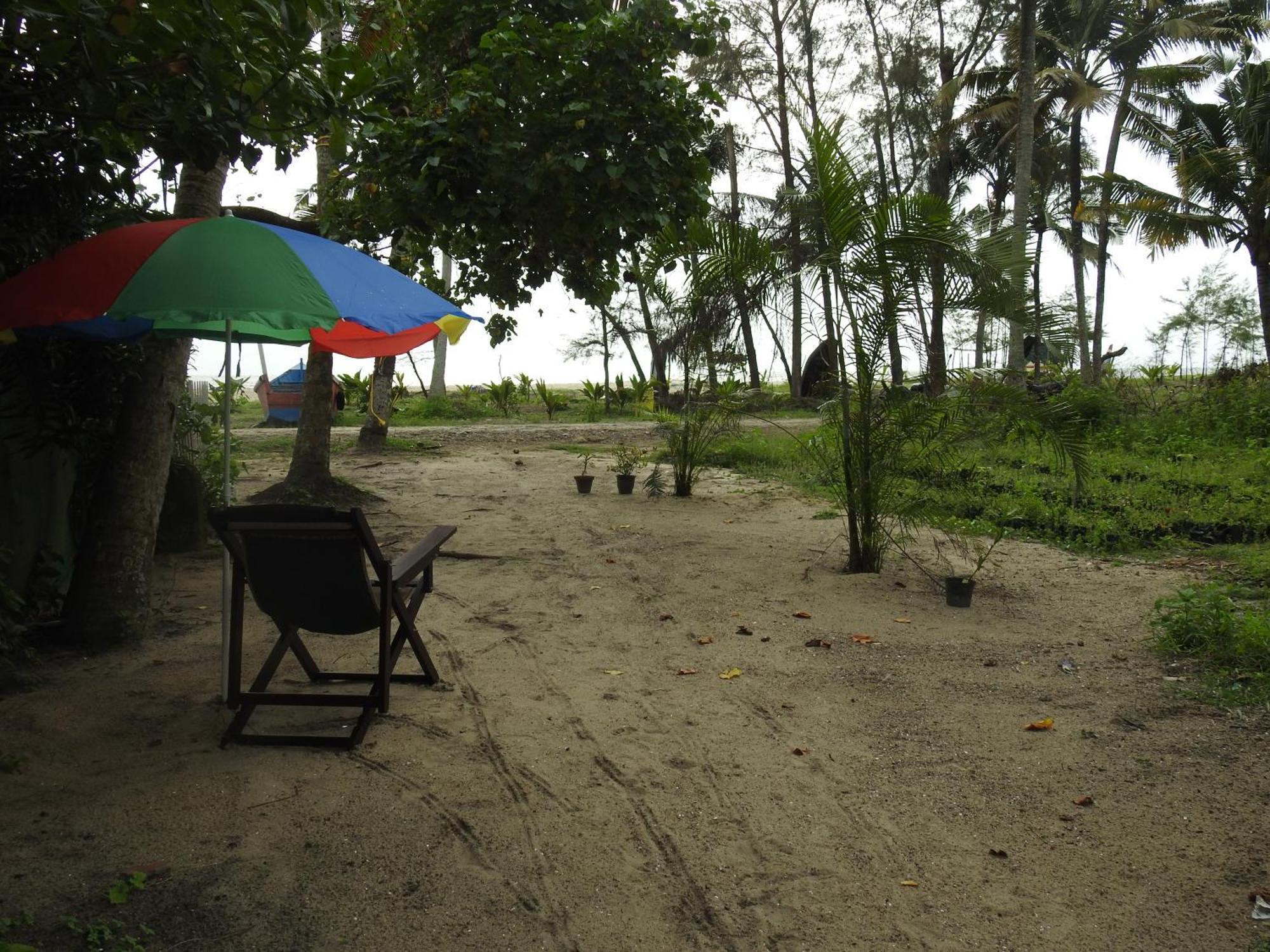 Shoreline Marari Beach Villa At Golden Beach Mararikulam Alappuzha ภายนอก รูปภาพ