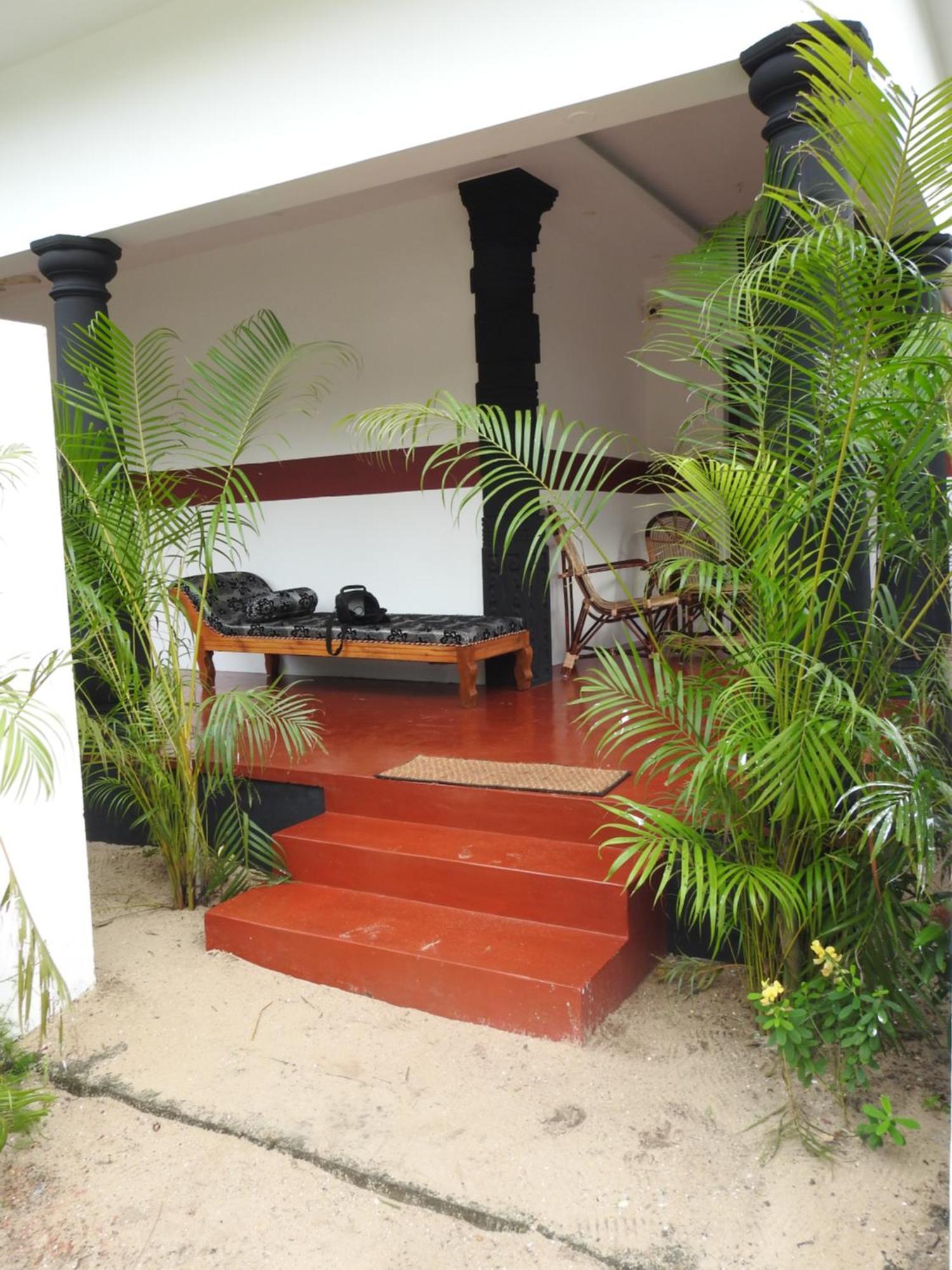 Shoreline Marari Beach Villa At Golden Beach Mararikulam Alappuzha ภายนอก รูปภาพ