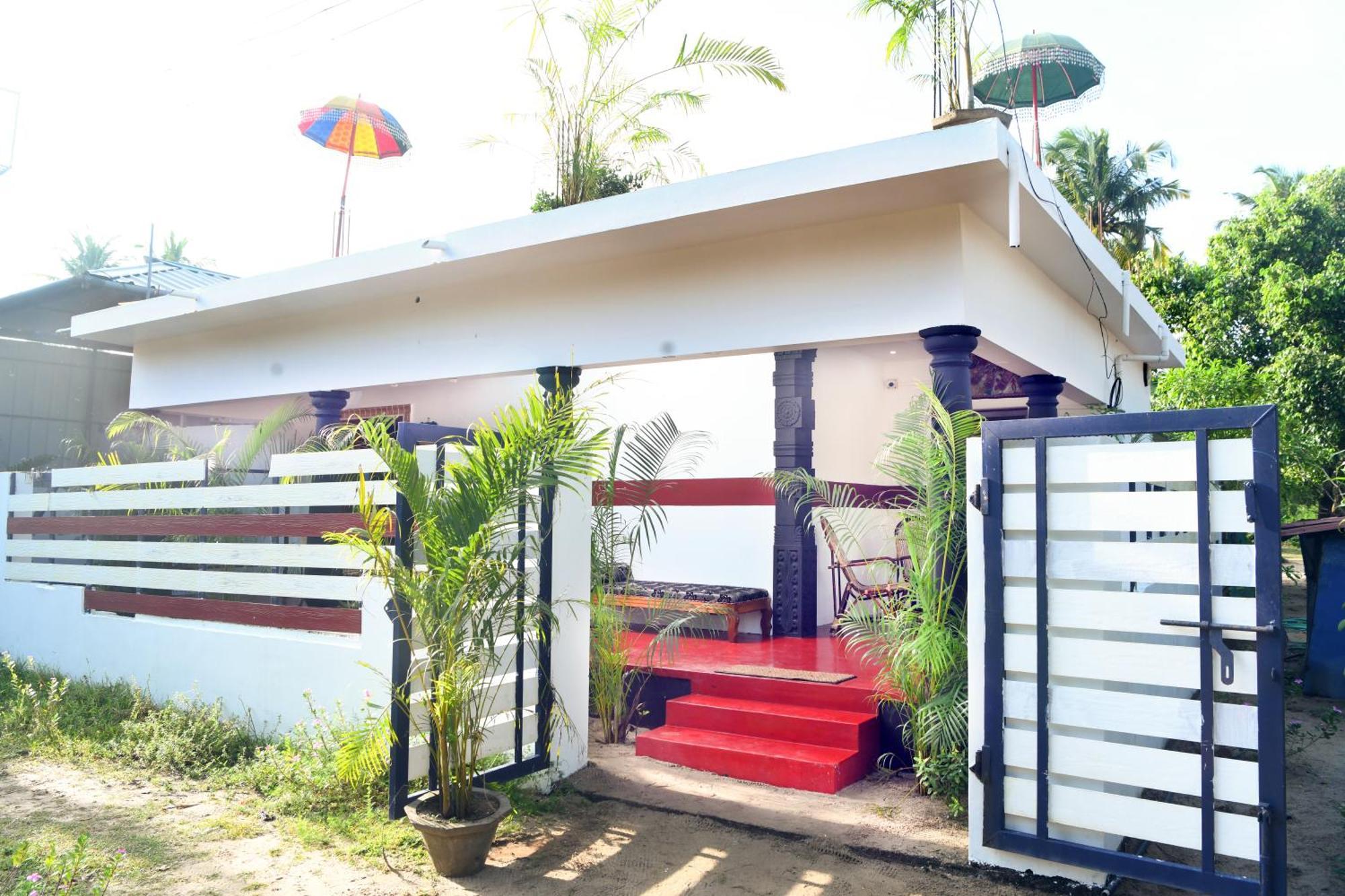 Shoreline Marari Beach Villa At Golden Beach Mararikulam Alappuzha ภายนอก รูปภาพ
