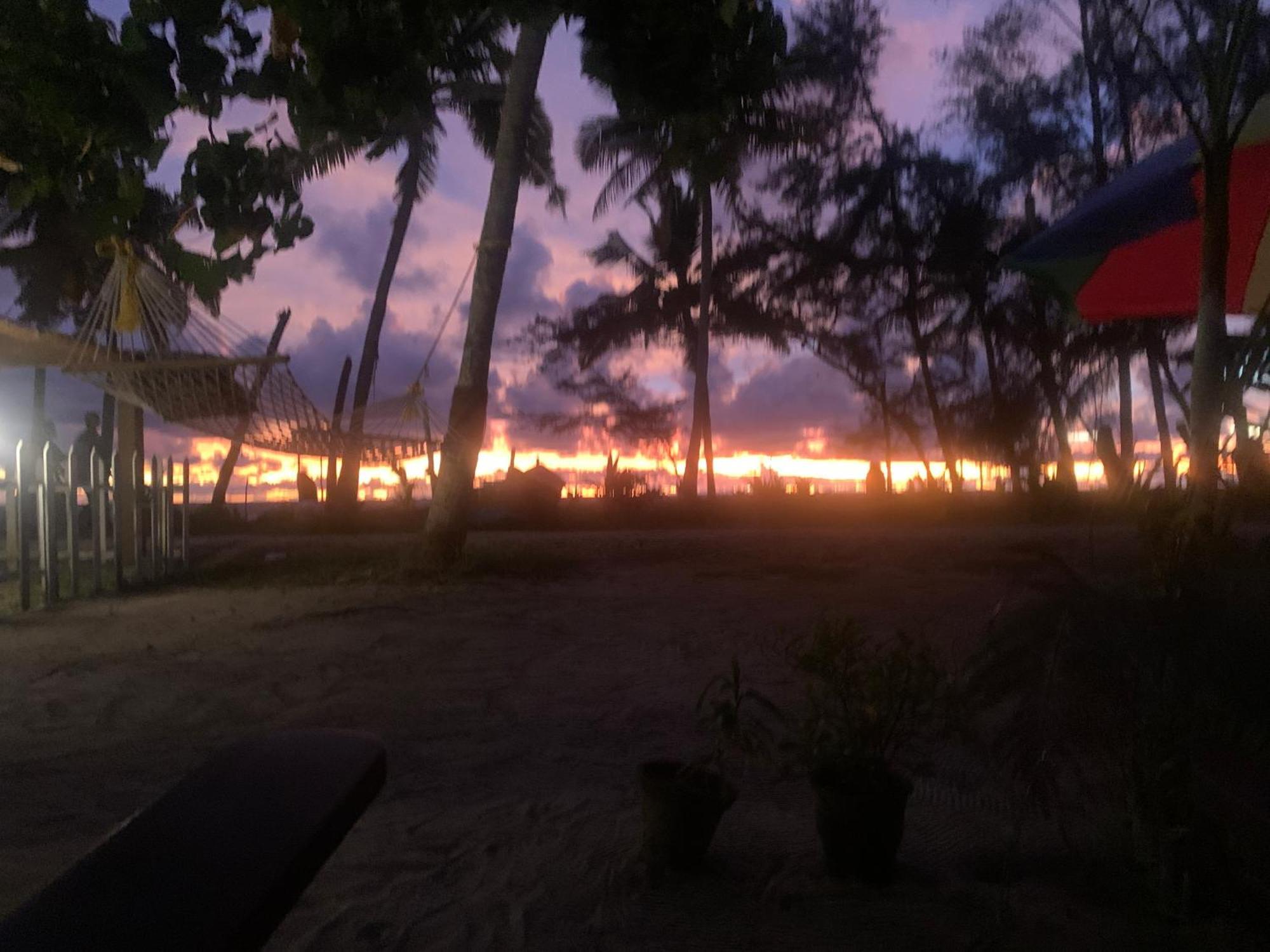 Shoreline Marari Beach Villa At Golden Beach Mararikulam Alappuzha ภายนอก รูปภาพ